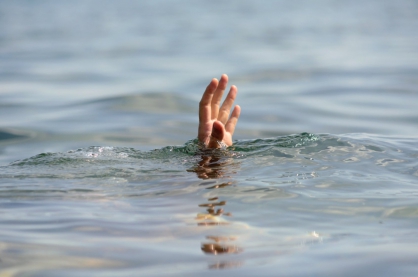 ЧЕЧНЯ. Следственным отделом по Шелковскому району проводится доследственная проверка по факту смерти местного жителя и его несовершеннолетней дочери, утонувших в озере